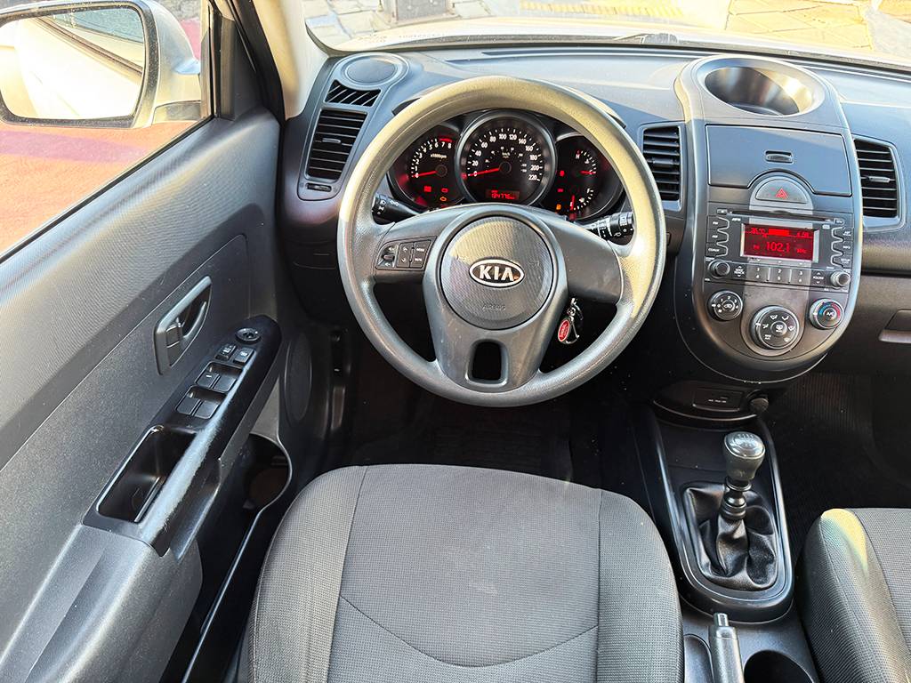 KIA SOUL