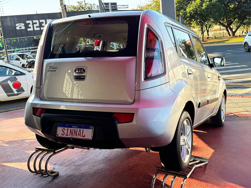 KIA SOUL