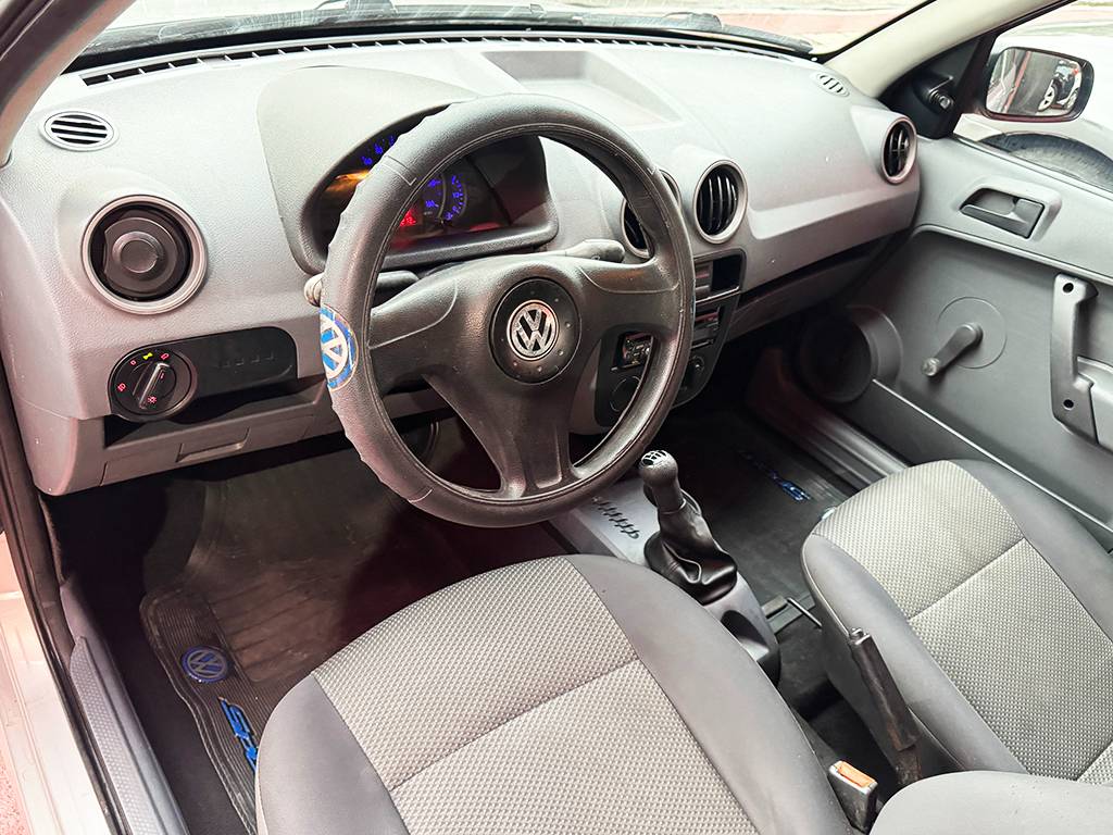 VOLKSWAGEN GOL