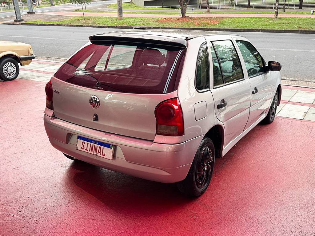 VOLKSWAGEN GOL