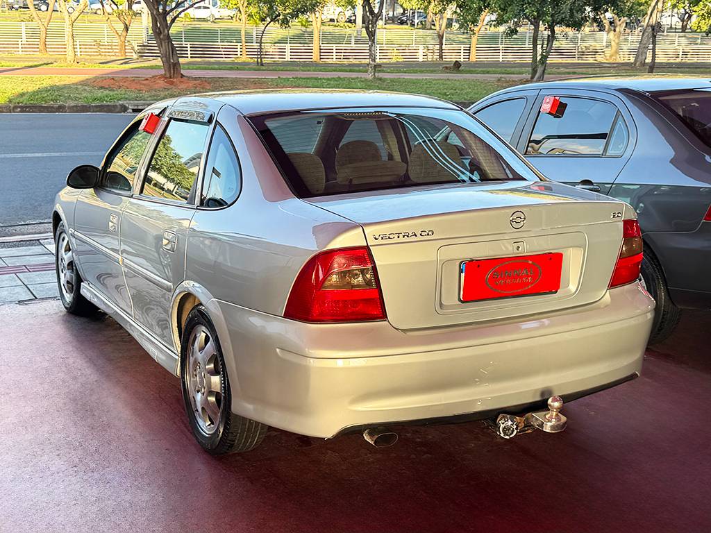 CHEVROLET VECTRA