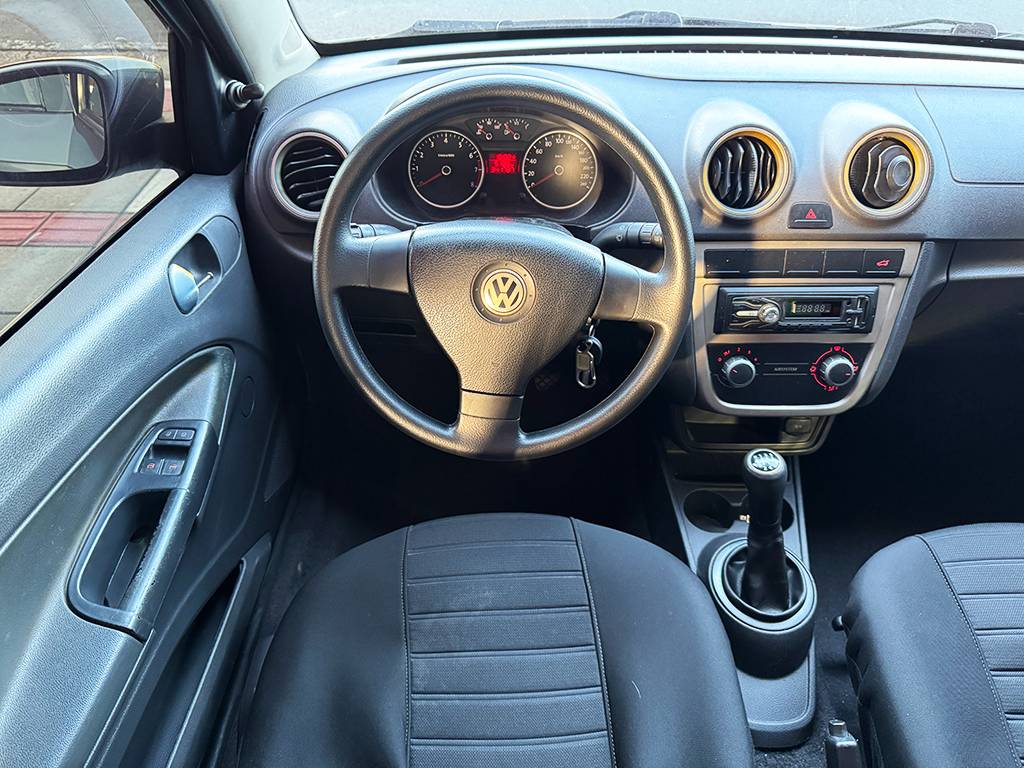 VOLKSWAGEN VOYAGE