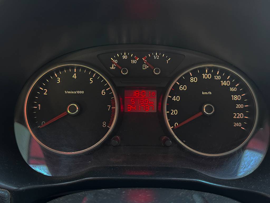 VOLKSWAGEN VOYAGE