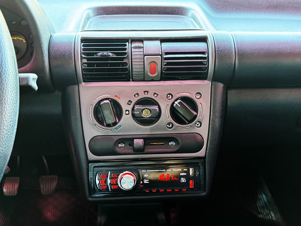 CHEVROLET CORSA