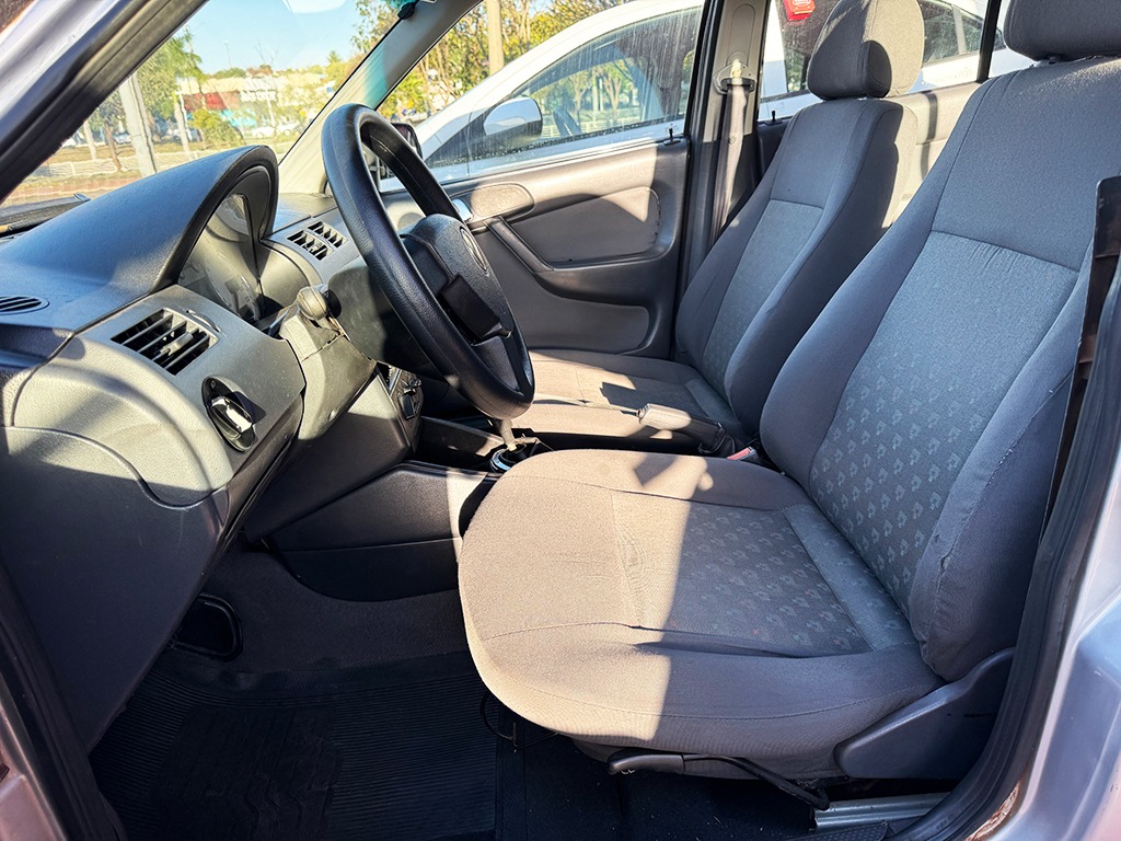 VOLKSWAGEN GOL