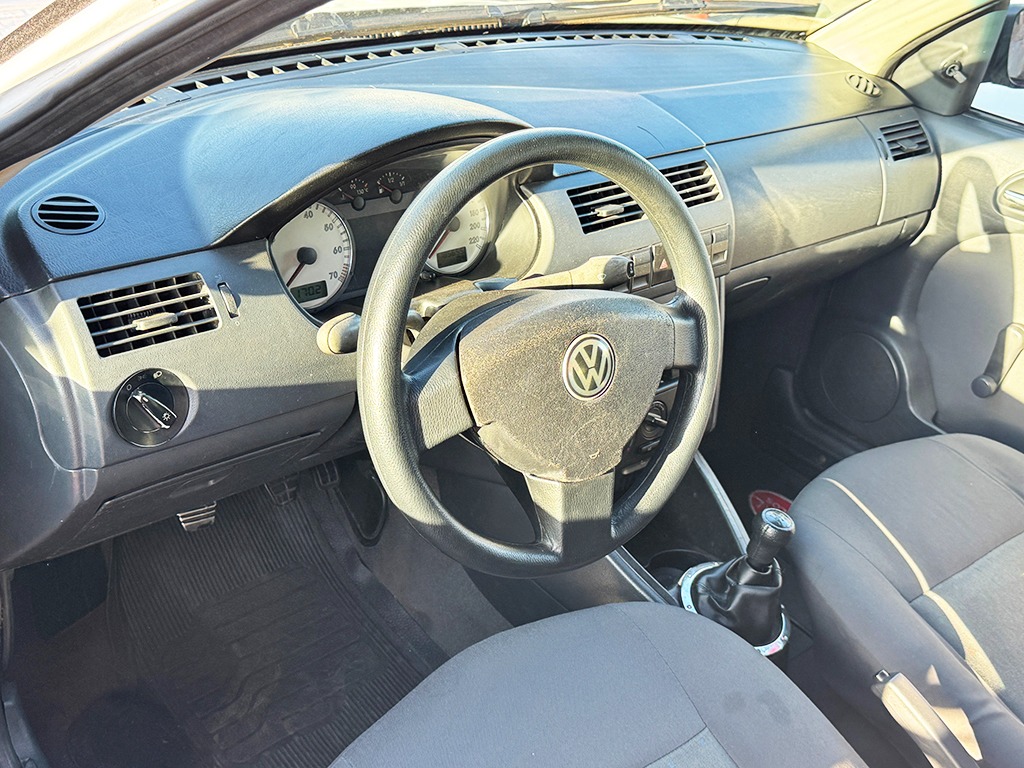 VOLKSWAGEN GOL