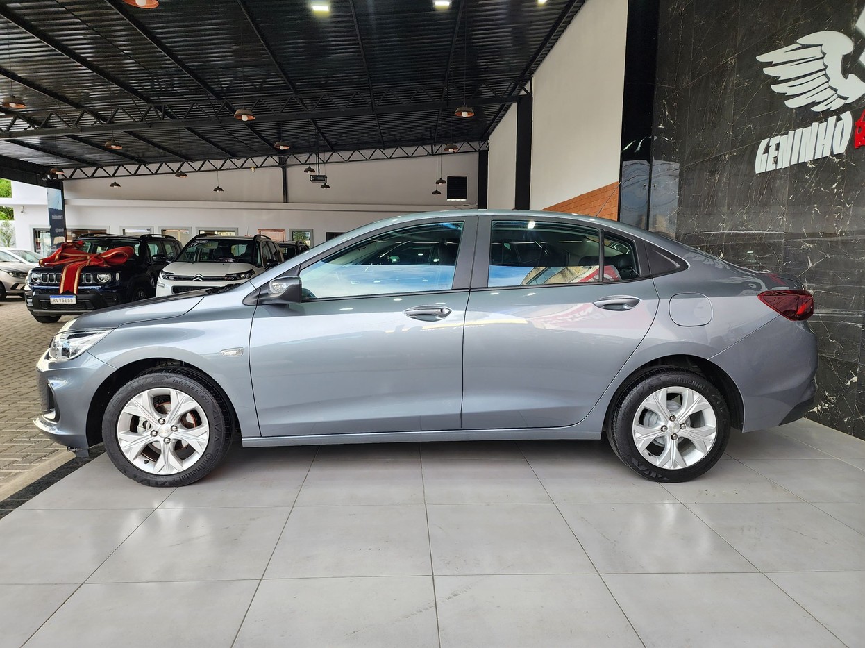 Car Image 11