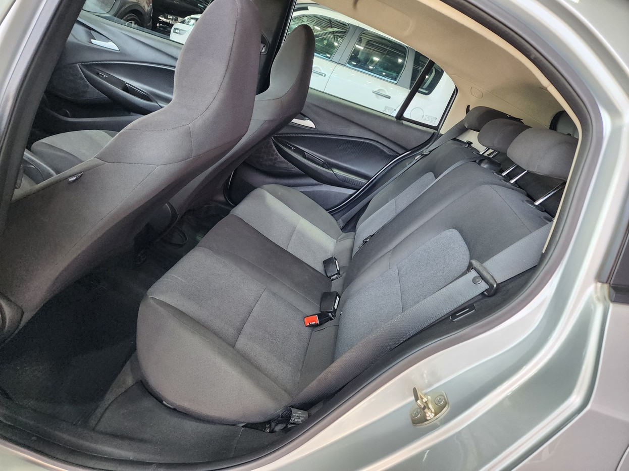 Car Image 15
