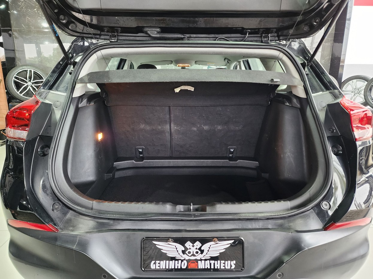 CHEVROLET TRACKER