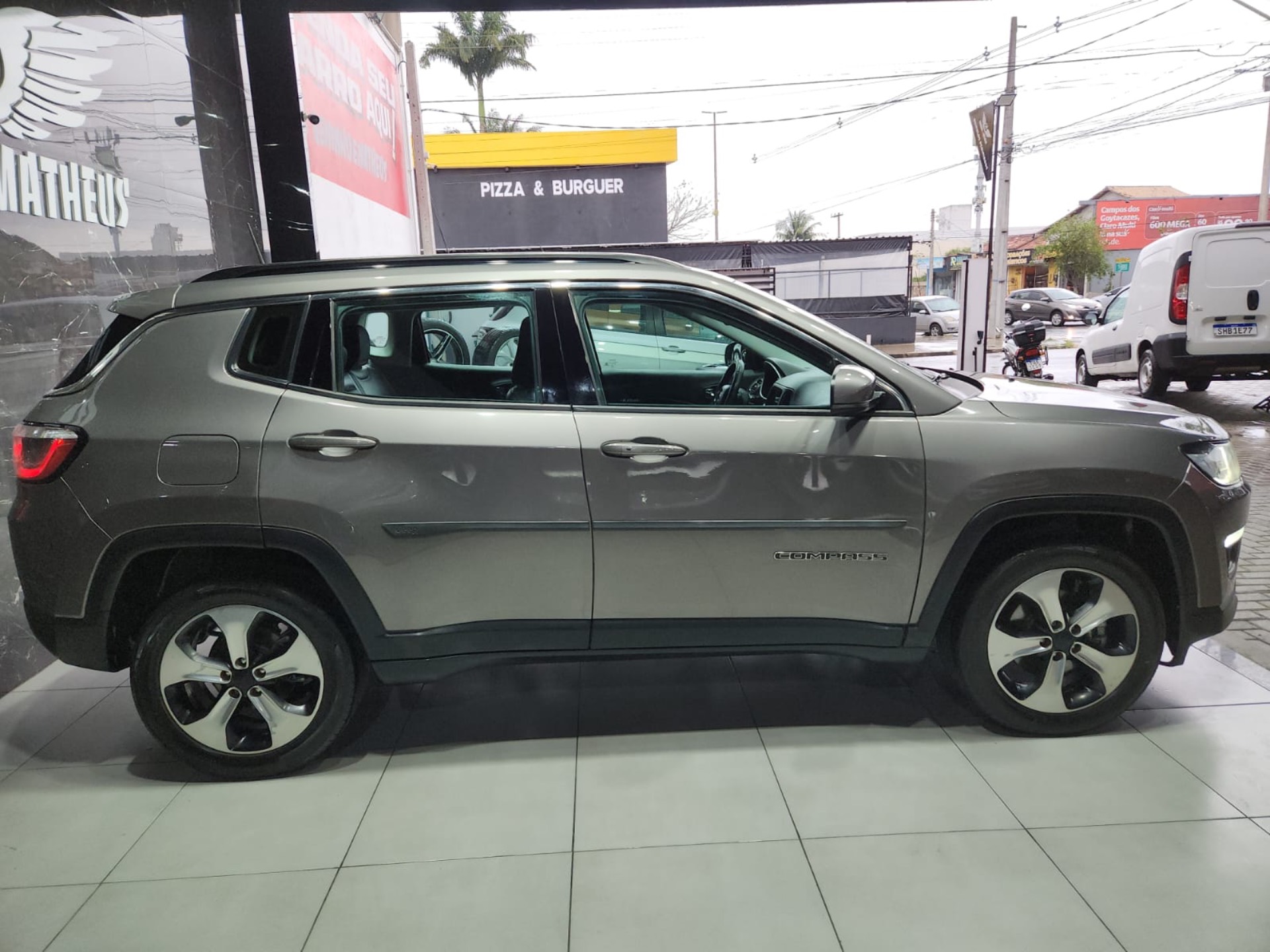 JEEP COMPASS