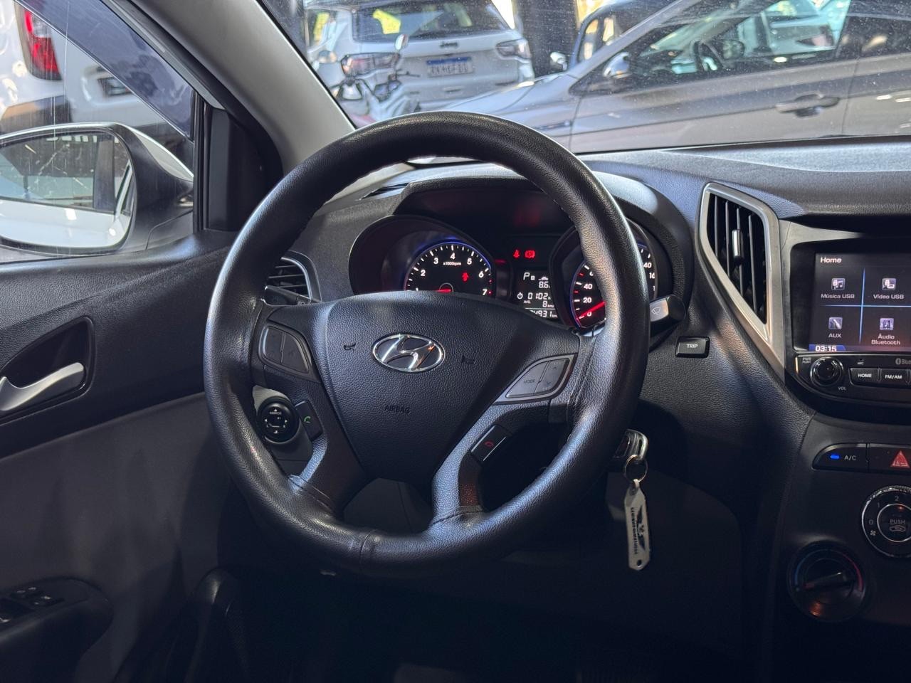 HYUNDAI HB20S