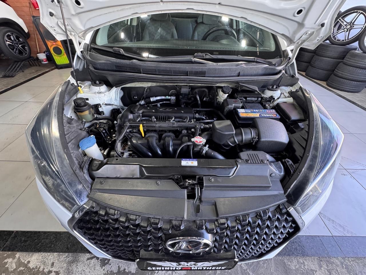 HYUNDAI HB20S