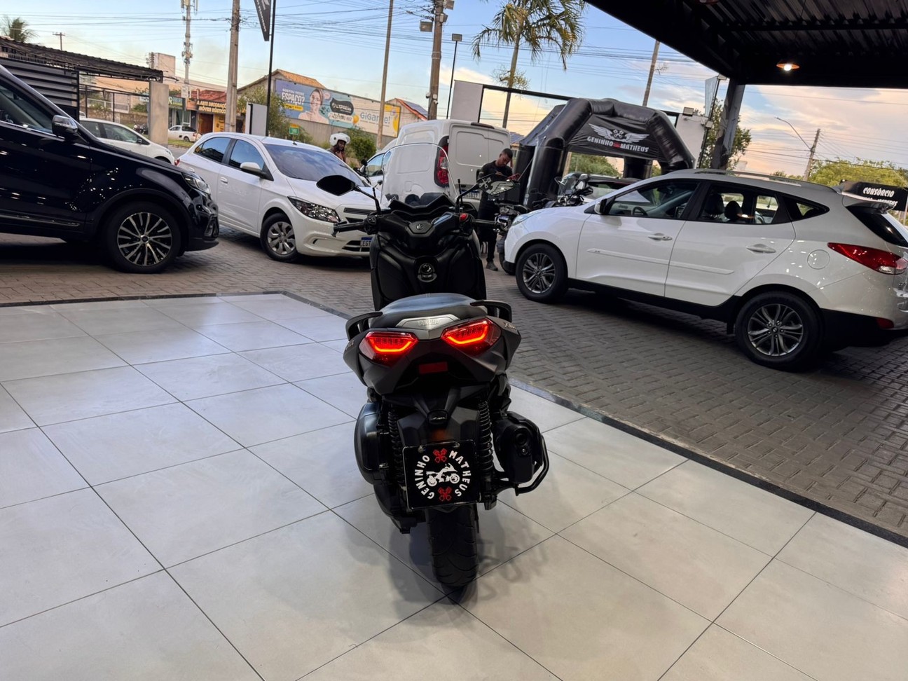 YAMAHA XMAX ABS
