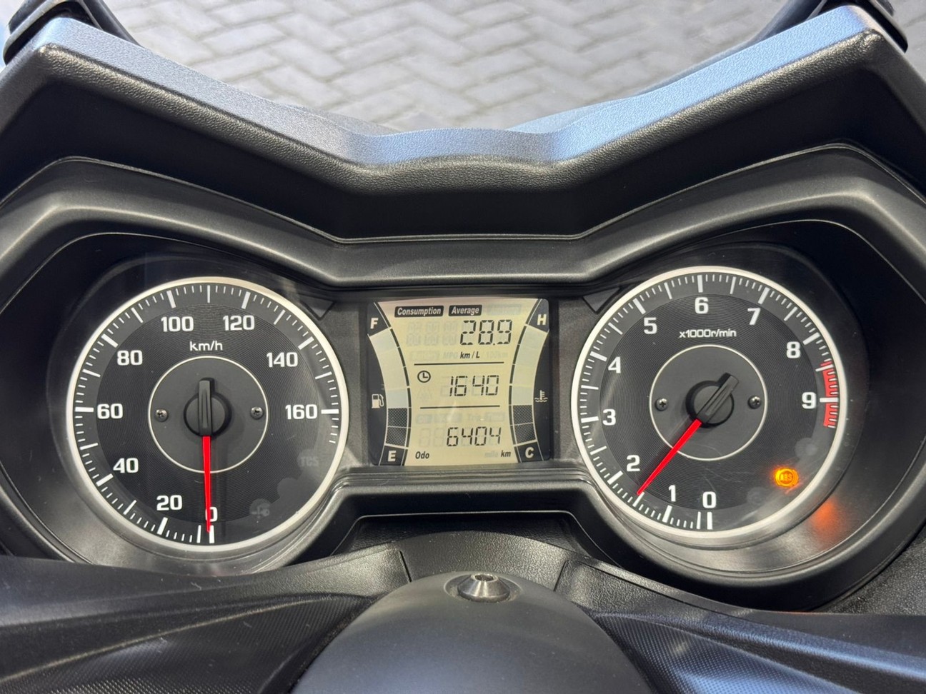 YAMAHA XMAX ABS