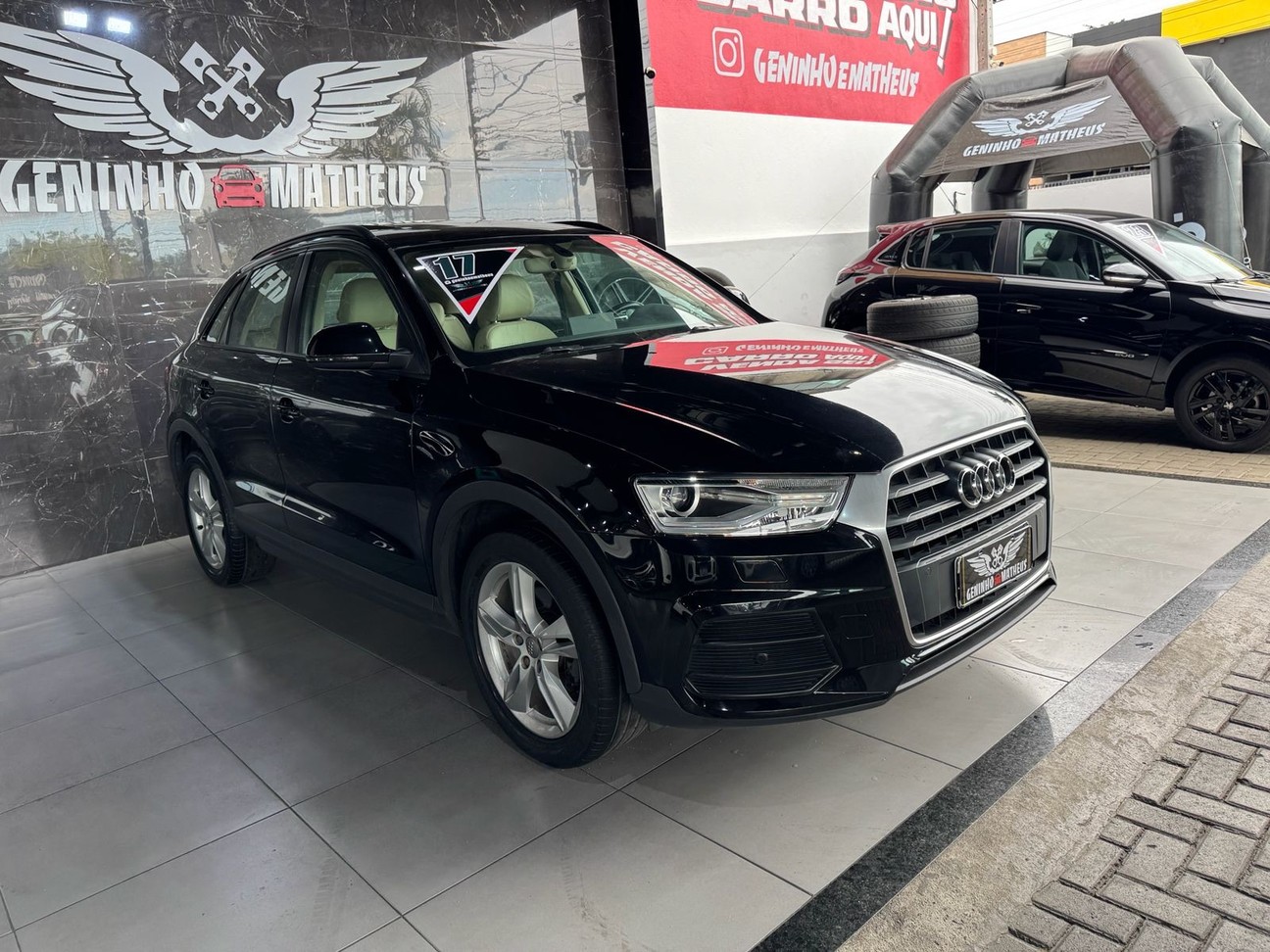 AUDI Q3
