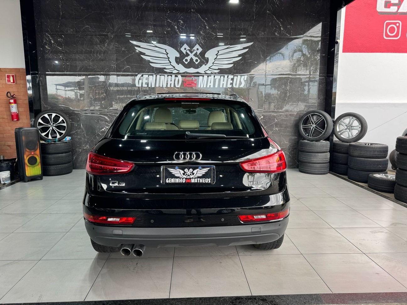 AUDI Q3