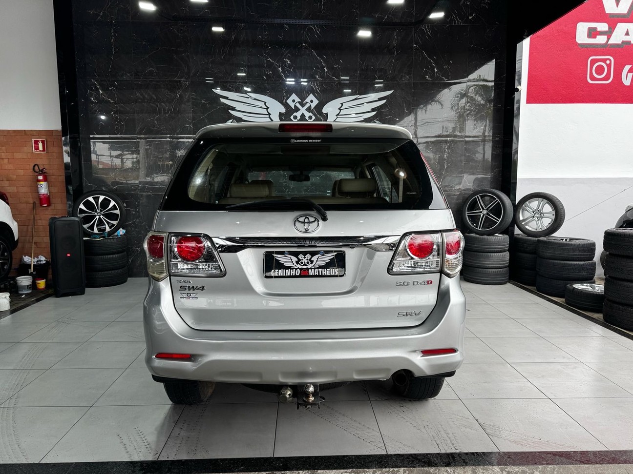 TOYOTA HILUX SW4