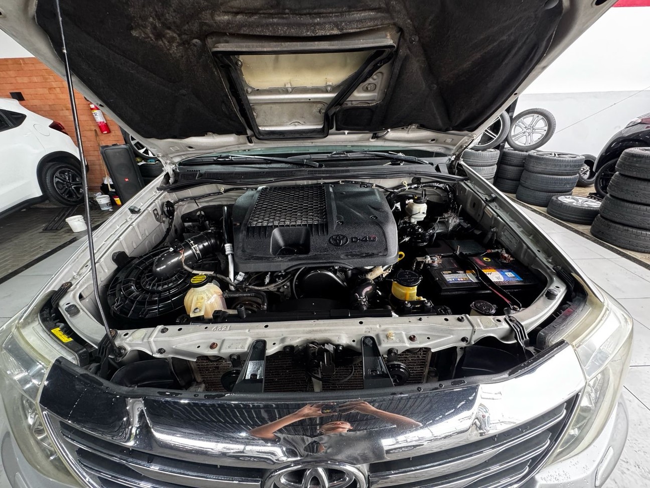 TOYOTA HILUX SW4