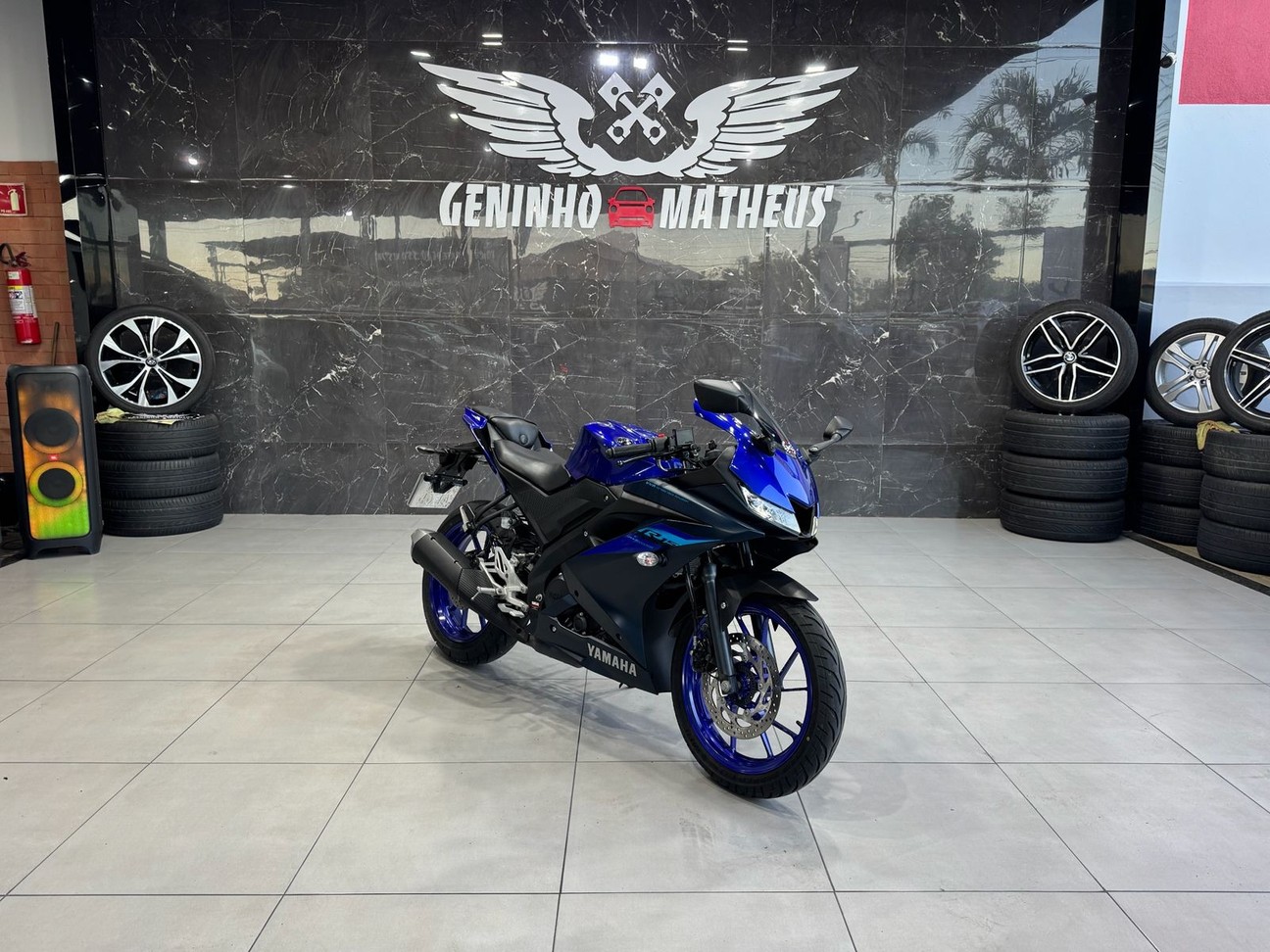 YAMAHA YZF R15