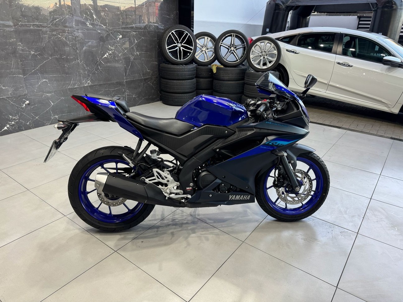 YAMAHA YZF R15