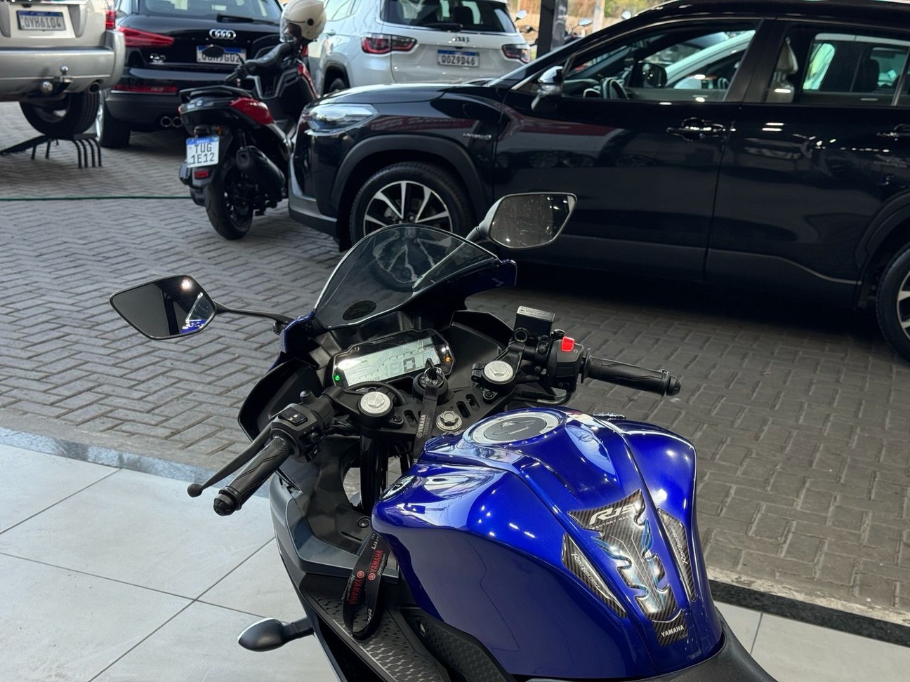 YAMAHA YZF R15