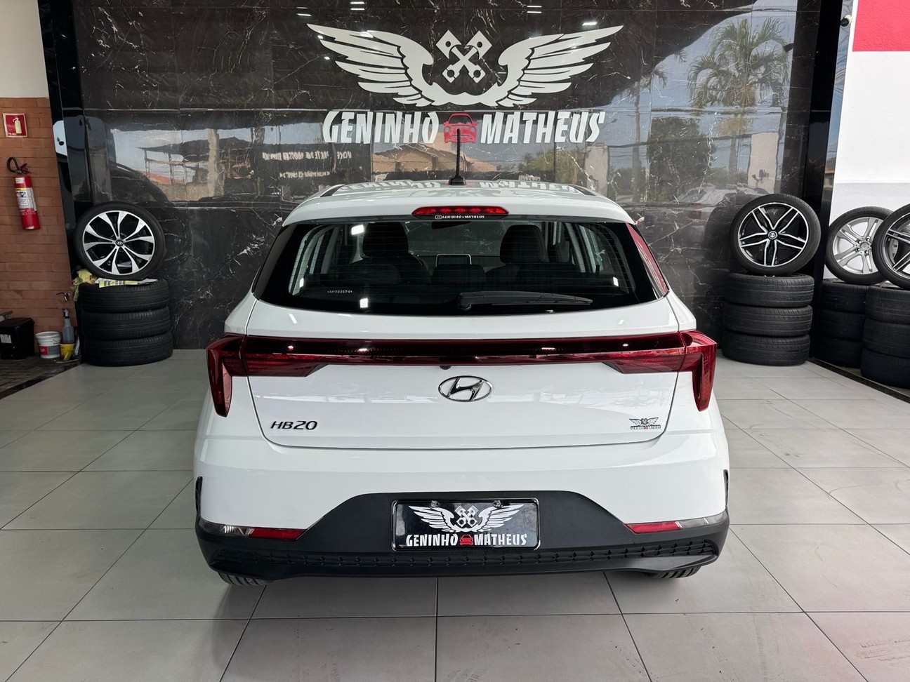 HYUNDAI HB20