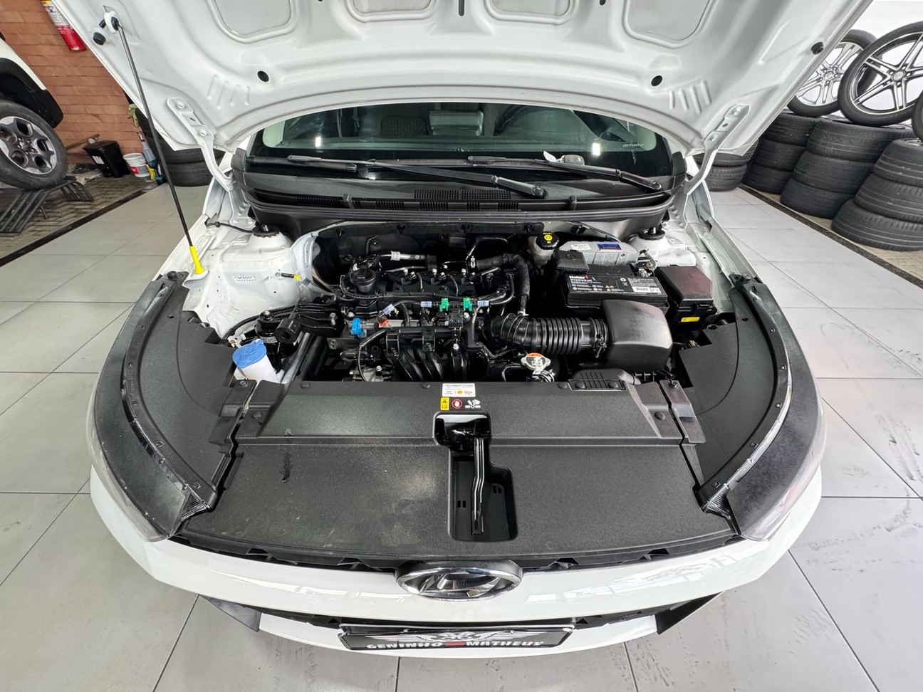 HYUNDAI HB20