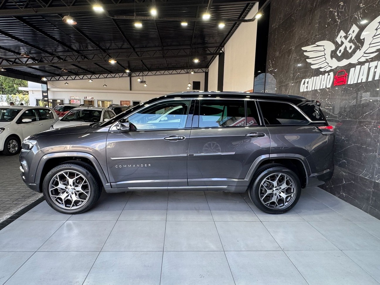 JEEP COMMANDER