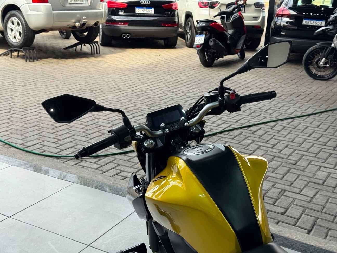 HONDA CB 300F TWISTER CBS