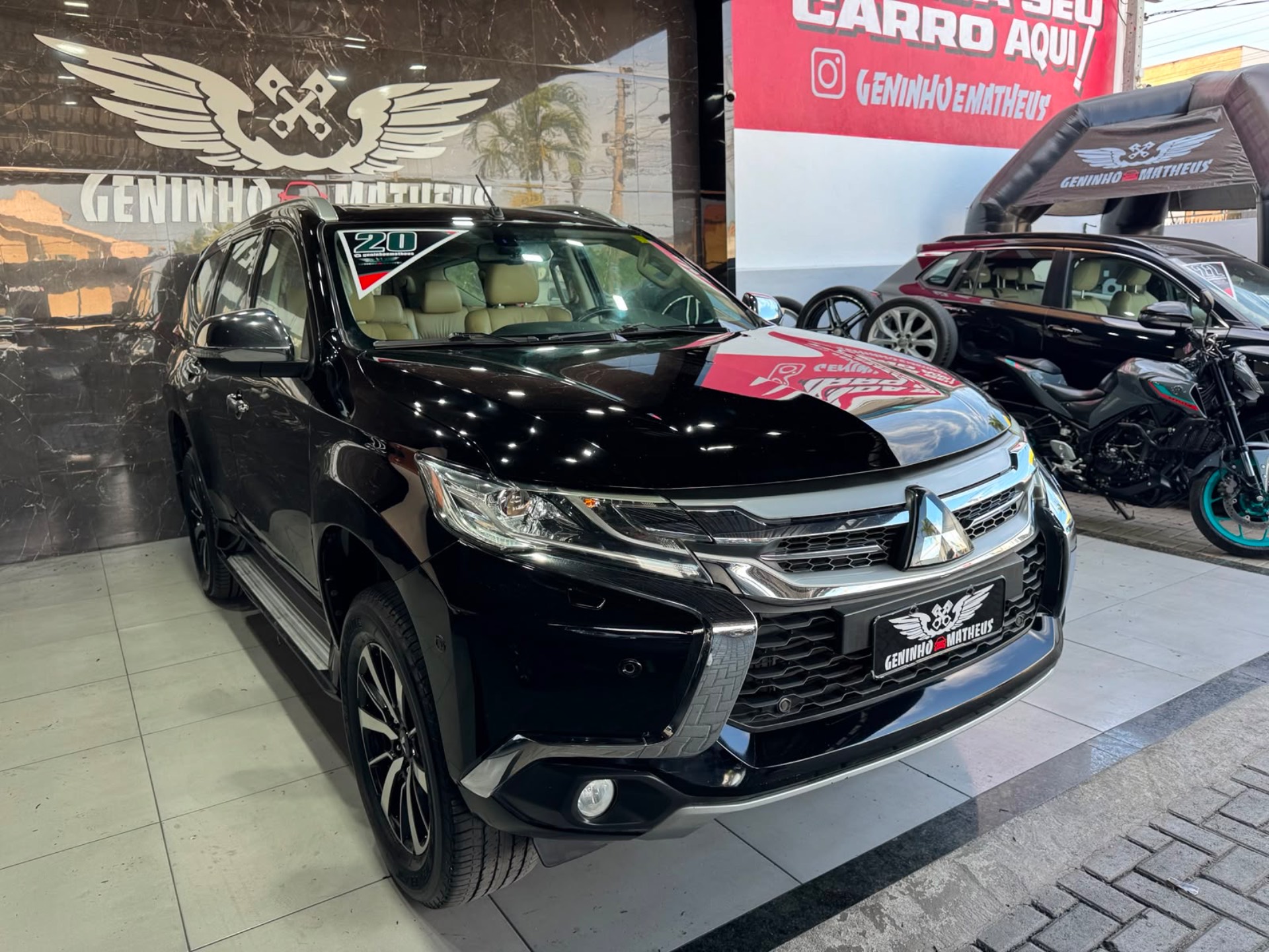 MITSUBISHI PAJERO SPORT
