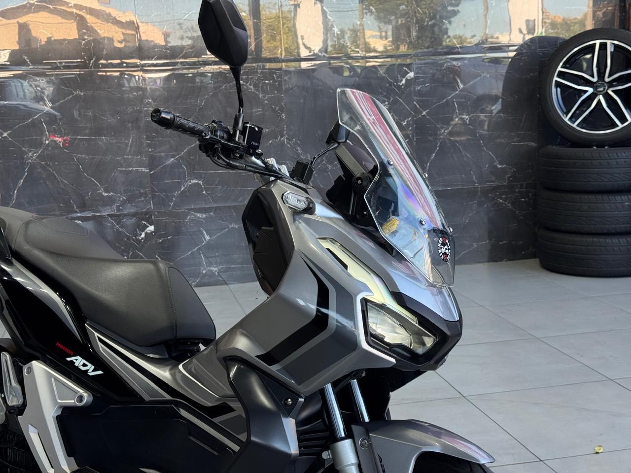 HONDA ADV 150