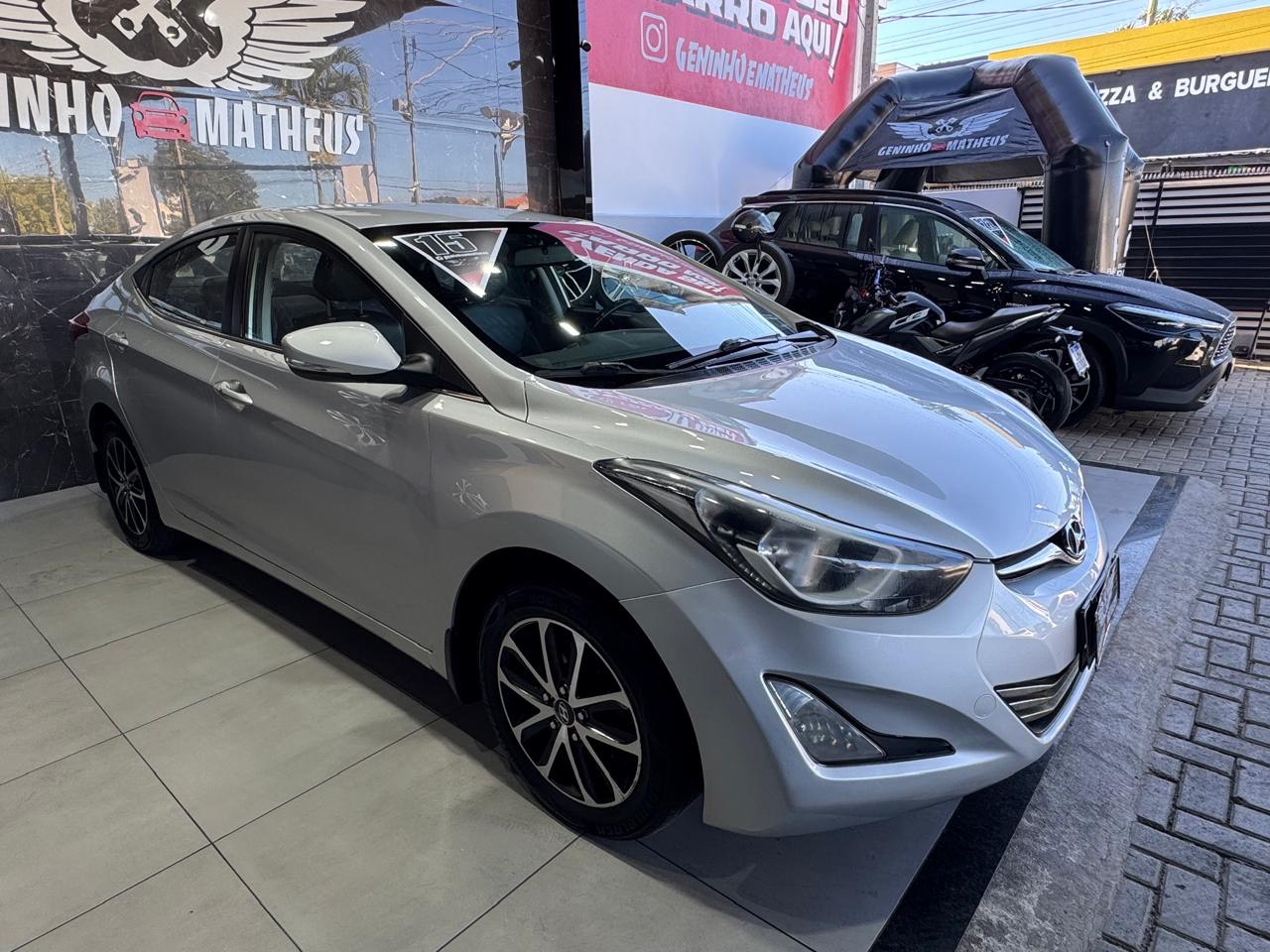 HYUNDAI ELANTRA