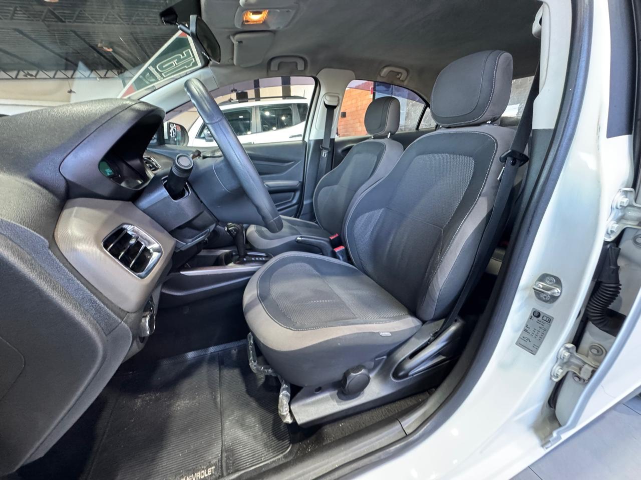 CHEVROLET PRISMA