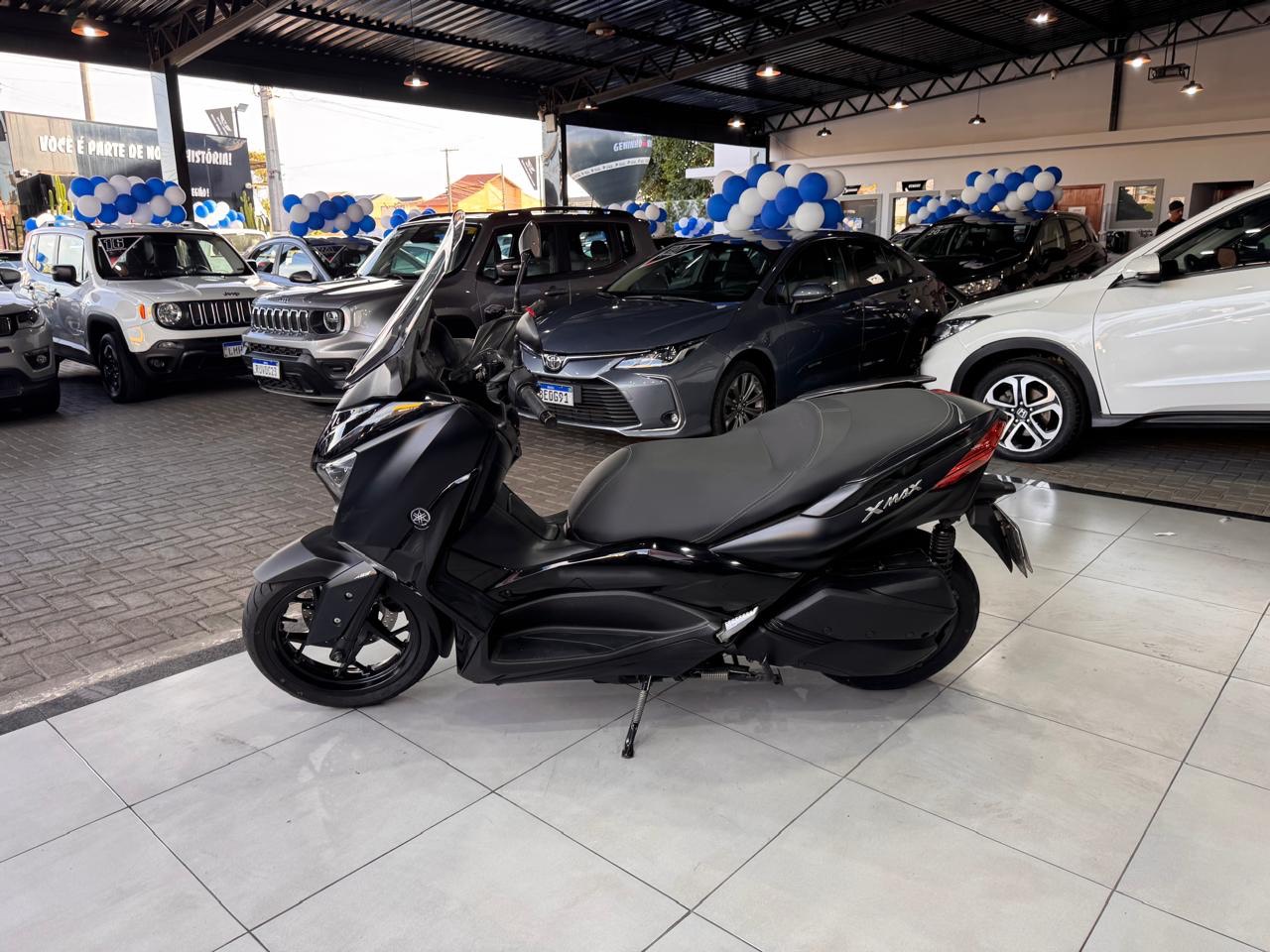 YAMAHA XMAX ABS