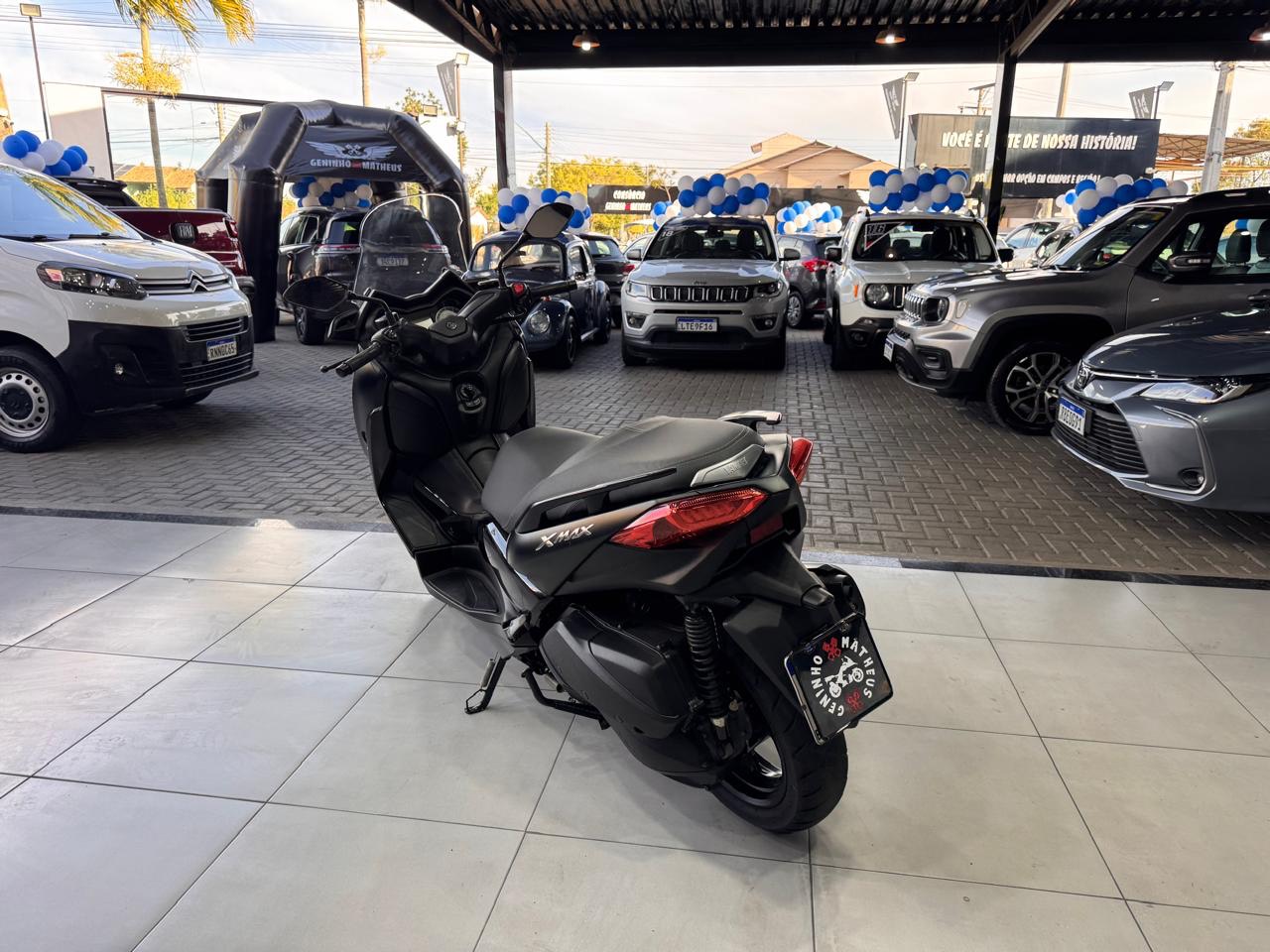 YAMAHA XMAX ABS