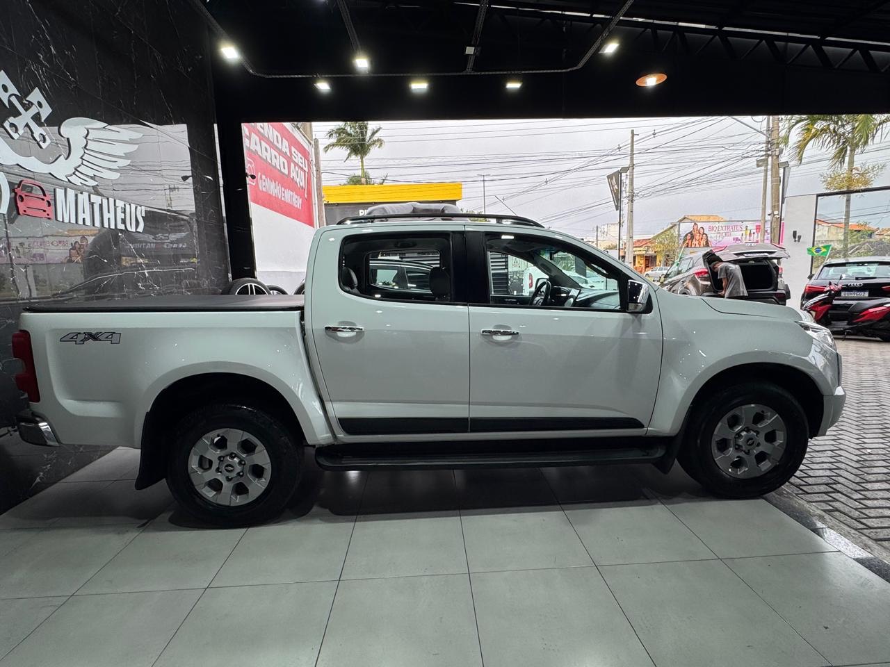 CHEVROLET S10
