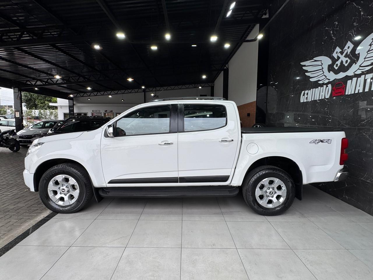 CHEVROLET S10