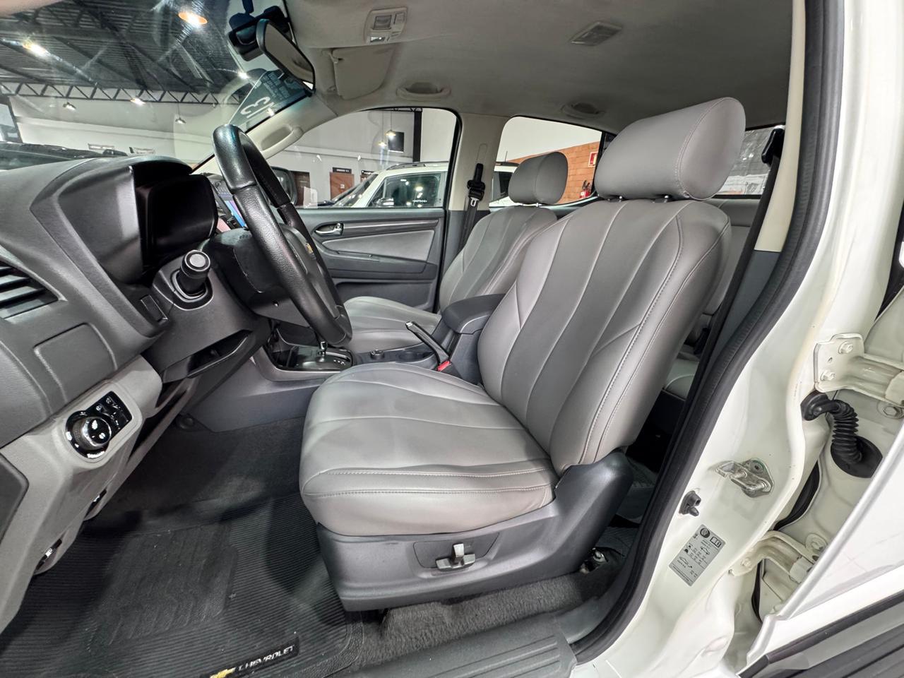 CHEVROLET S10