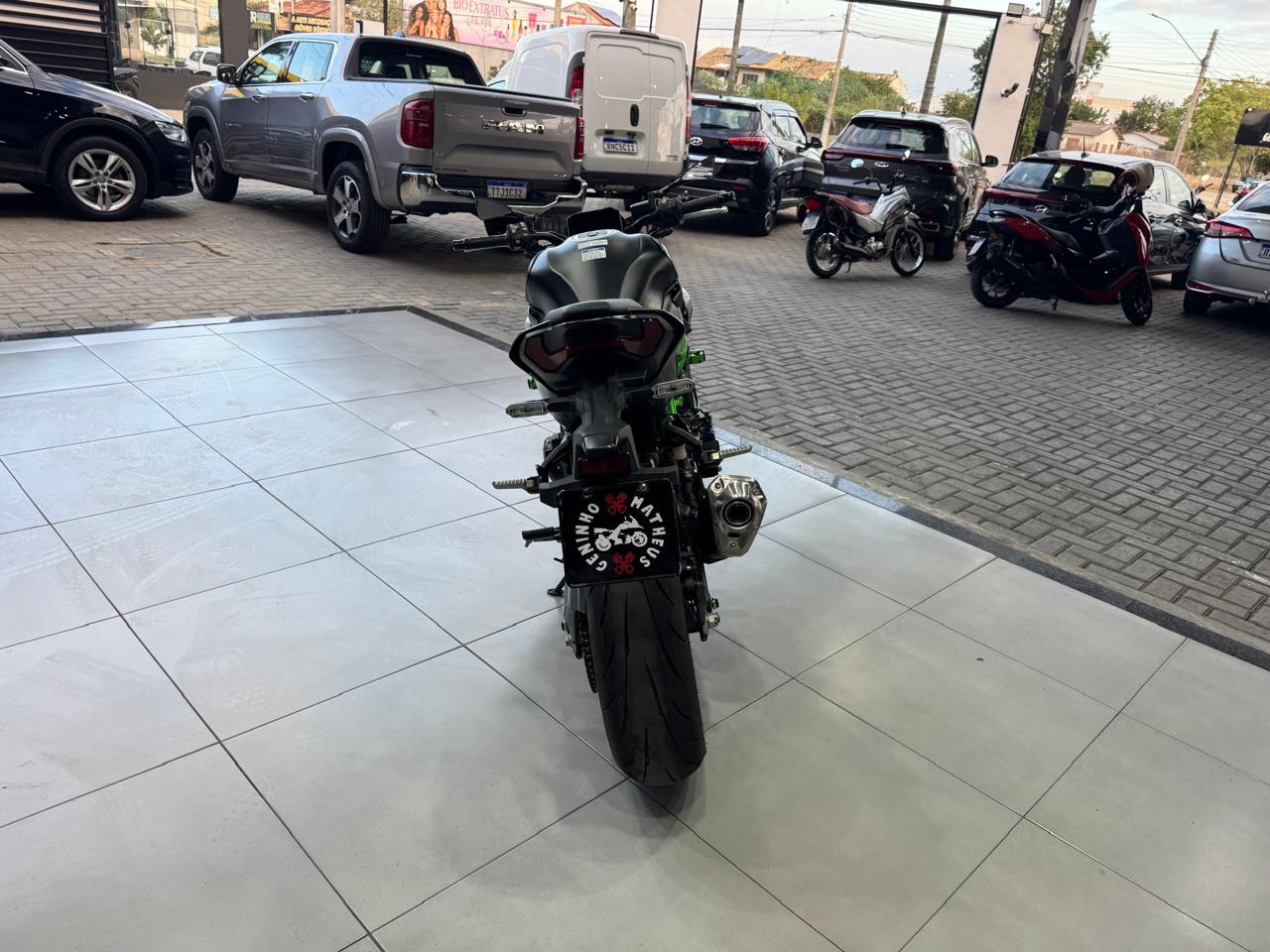 KAWASAKI Z900
