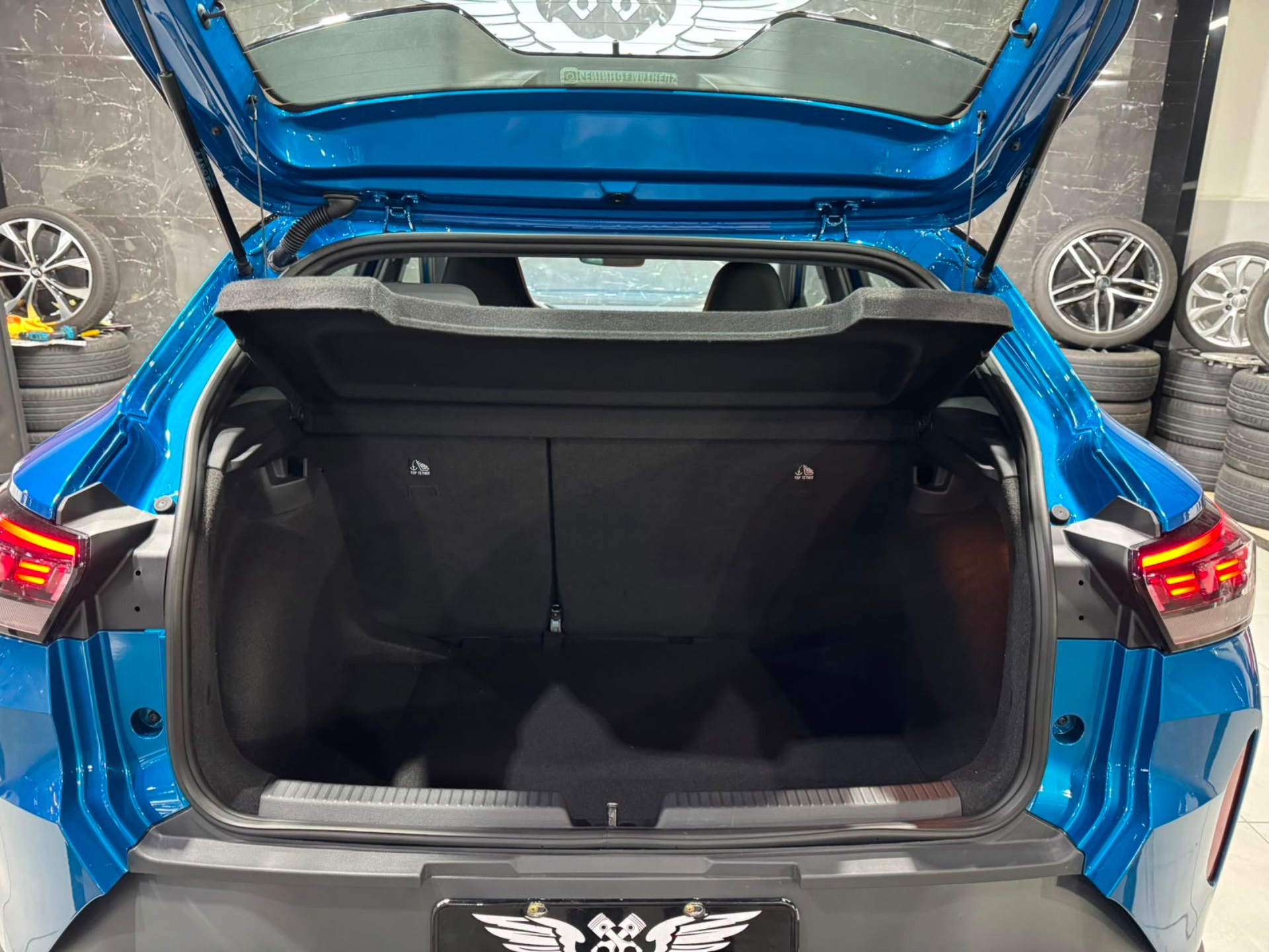 VOLKSWAGEN UP