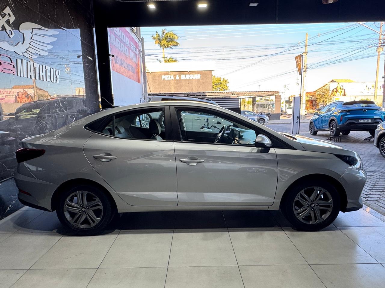 HYUNDAI HB20S