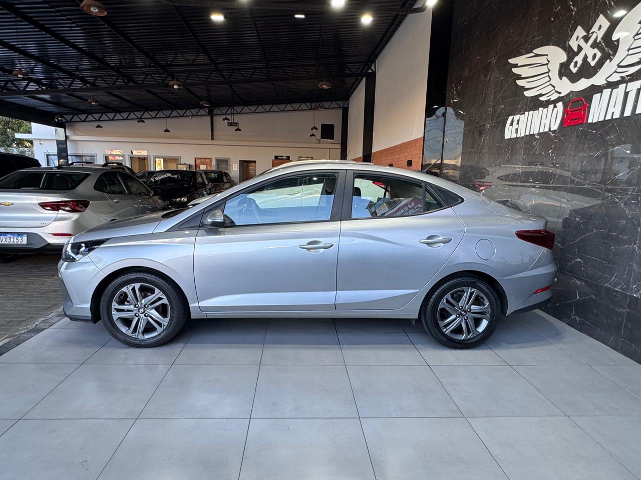 HYUNDAI HB20S