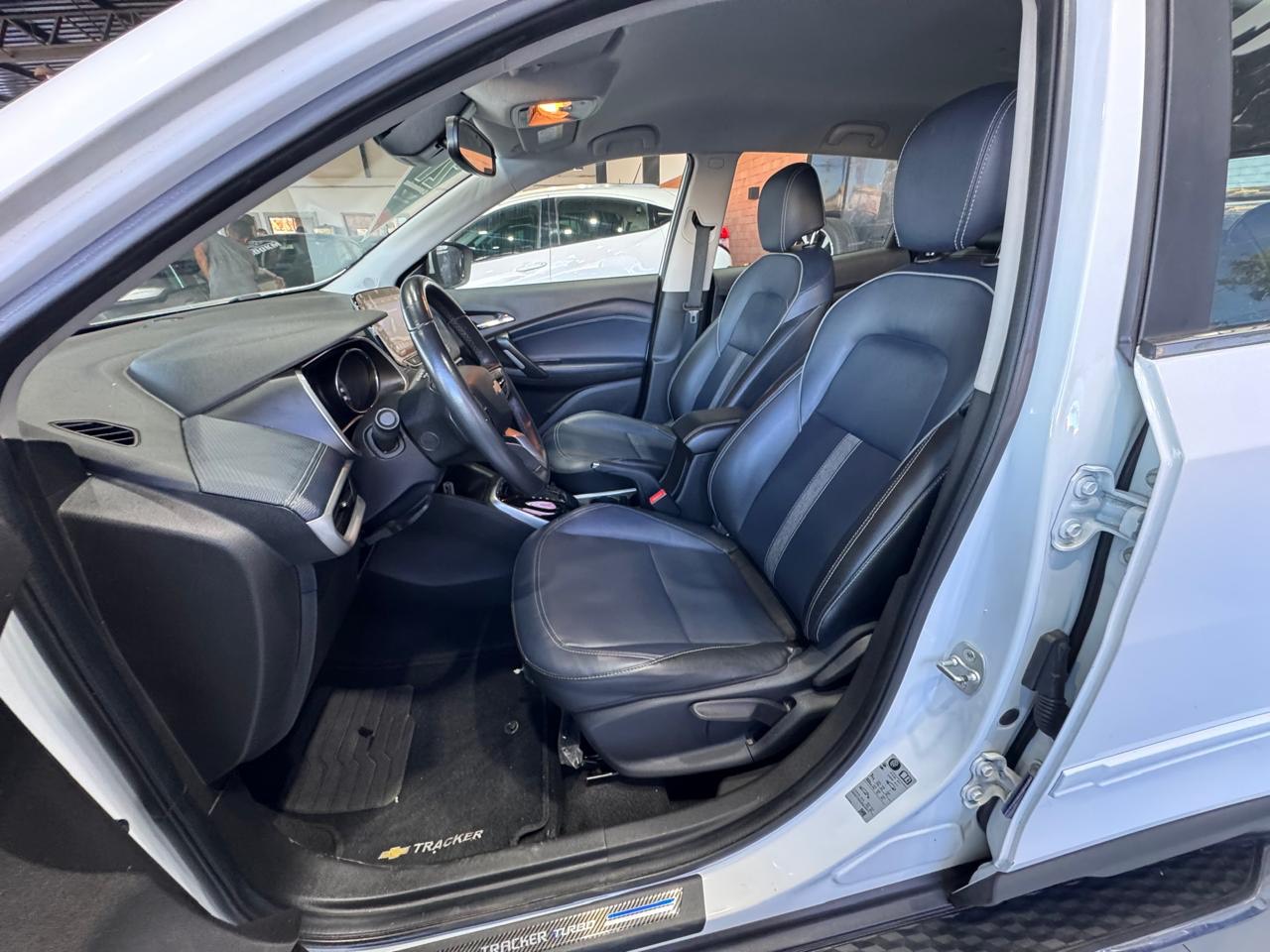 CHEVROLET TRACKER