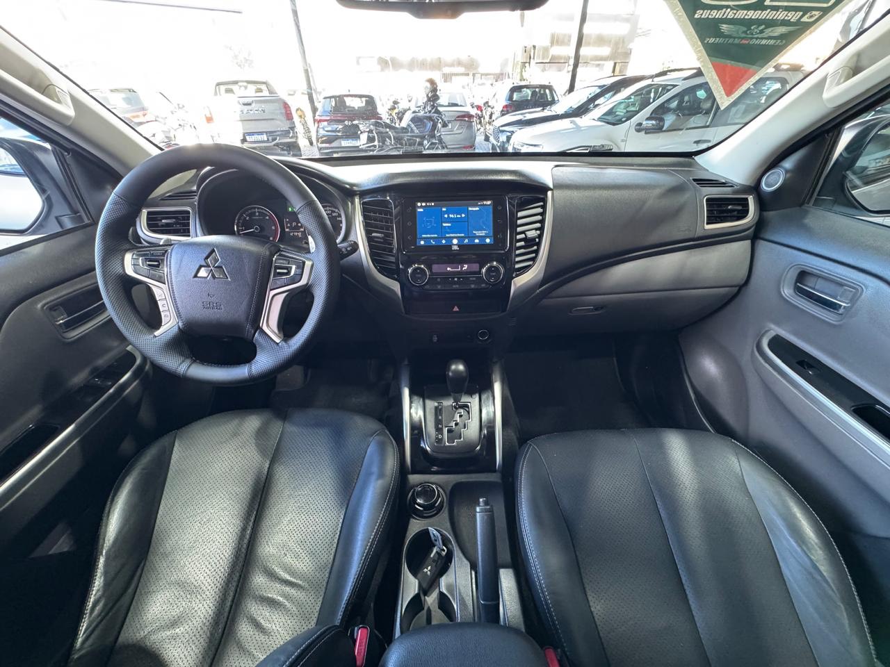 MITSUBISHI L200 TRITON