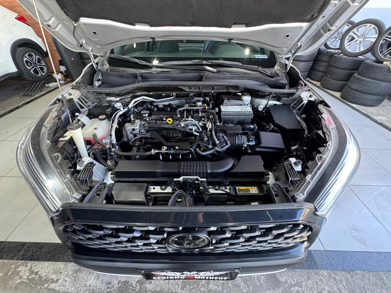 TOYOTA COROLLA CROSS