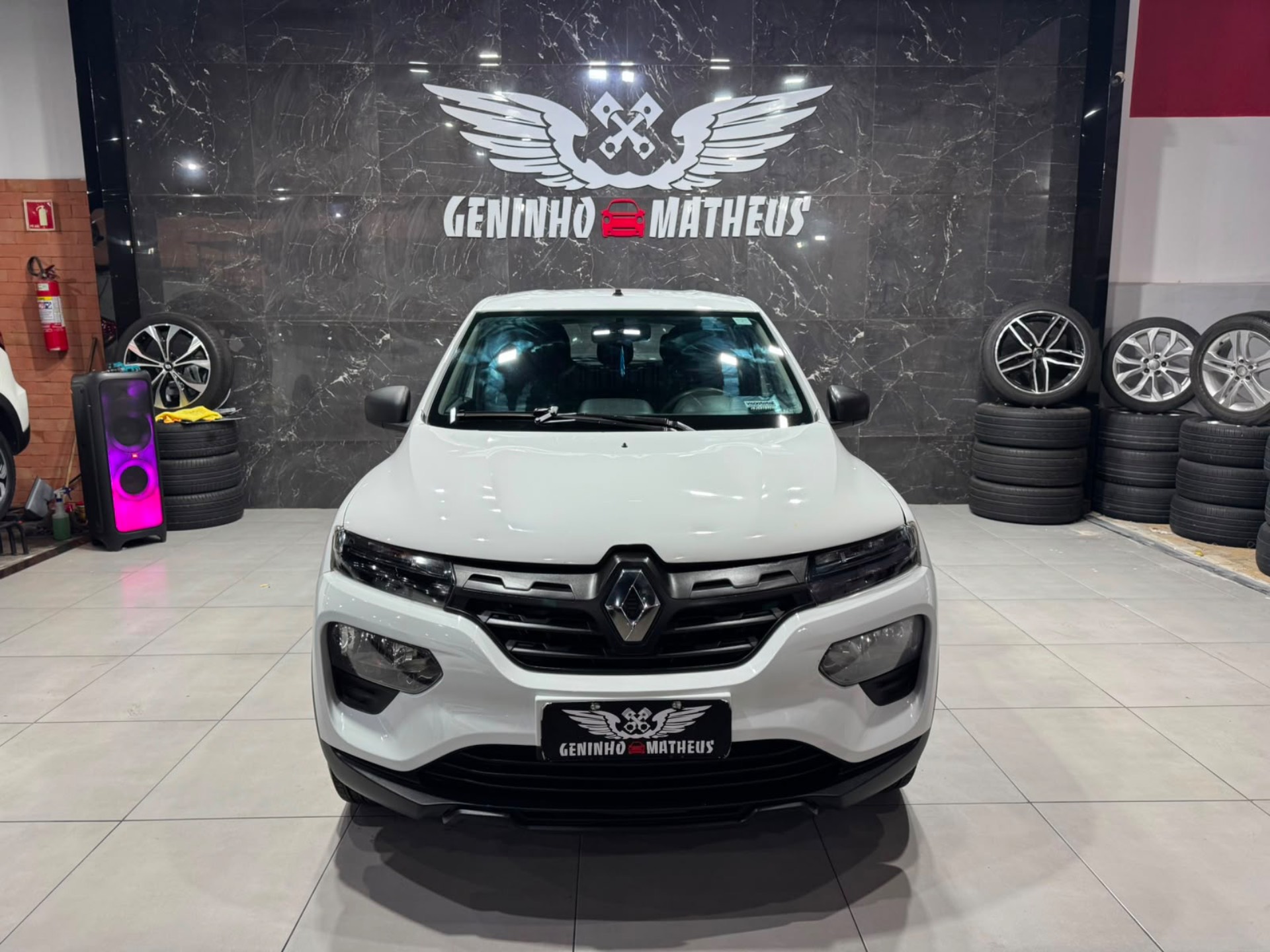 RENAULT KWID