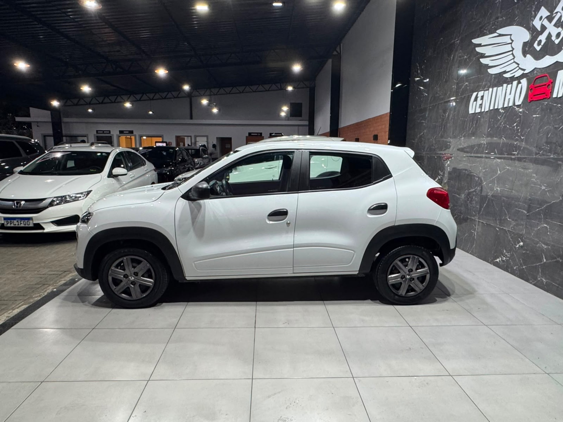 RENAULT KWID