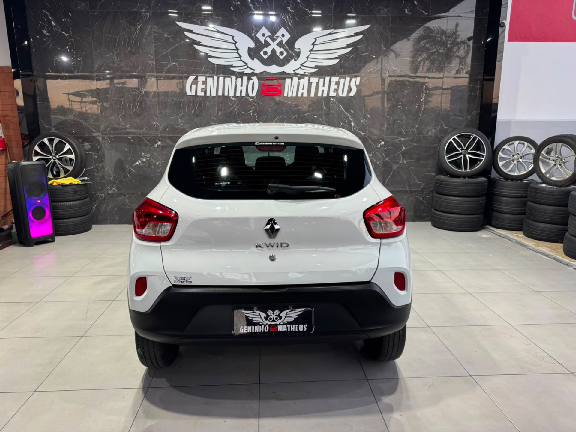 RENAULT KWID