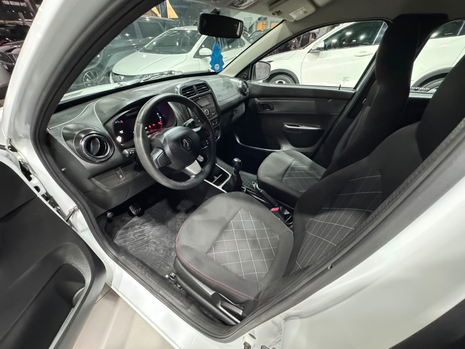 RENAULT KWID