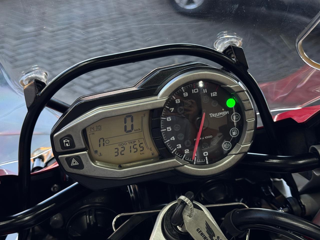 TRIUMPH TIGER EXPLORER ABS